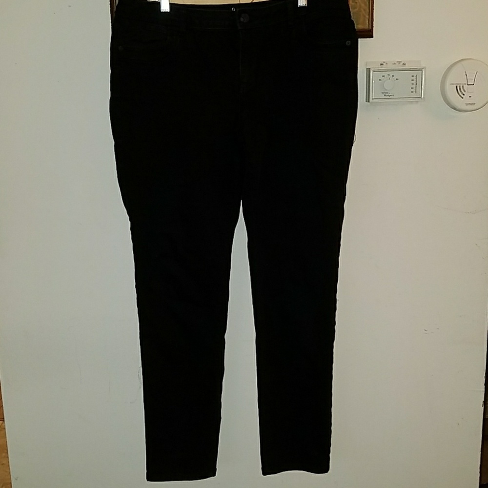 Women's Black Jeans-SOLD